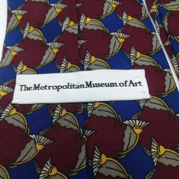 The Metropolitan Museum of Art Tie - Picture 6 of 8